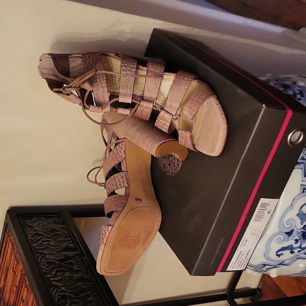 Sandal - Picture 3 of 4